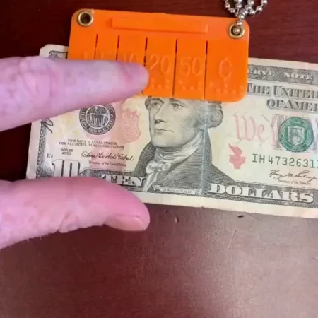Braille Money Marker